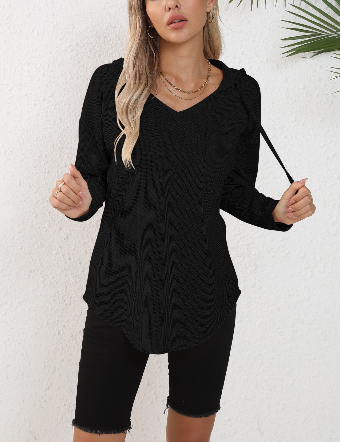 morhuduck Women's V Neck Hoodies Long Sleeve Sweatshirt Drawstring Pullover Tops with Pocket, Black
