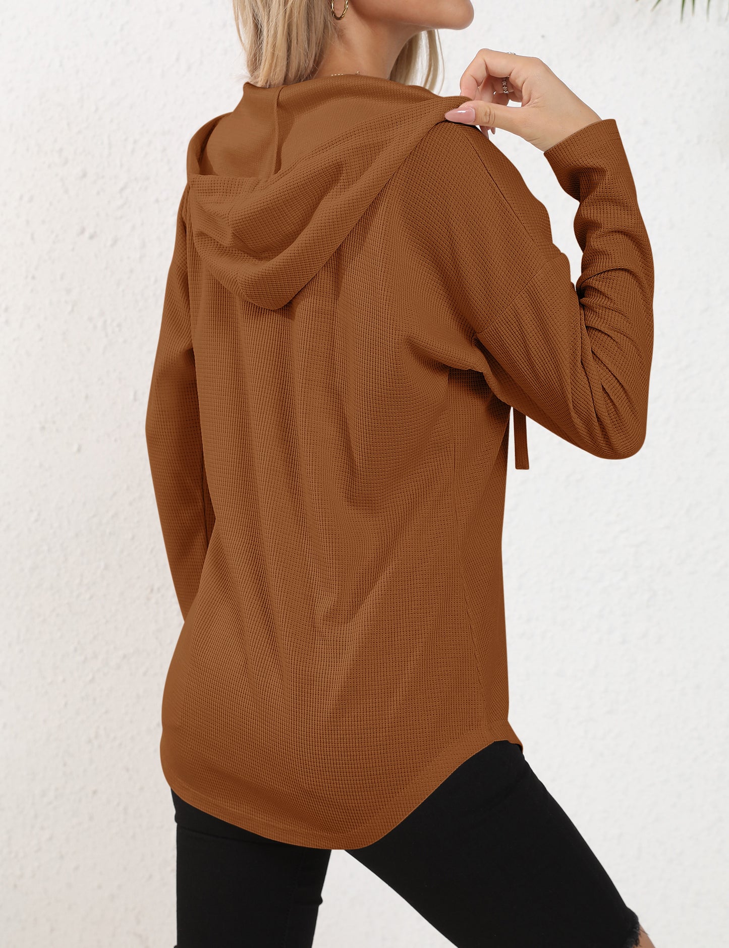 morhuduck Women's V Neck Hoodies Long Sleeve Sweatshirt Drawstring Pullover Tops with Pocket, Camel